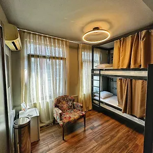 Nomad Karakoey Hostal